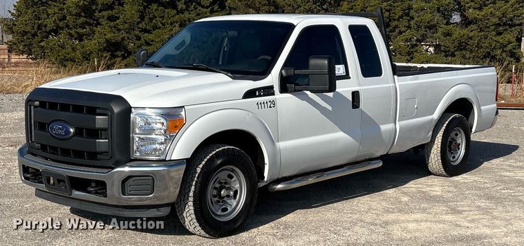 2015 Ford F250 Super Duty SuperCab pickup truck - EE4450