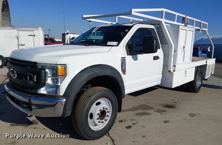 2021 Ford F450 Super Duty flatbed truck - EE4995