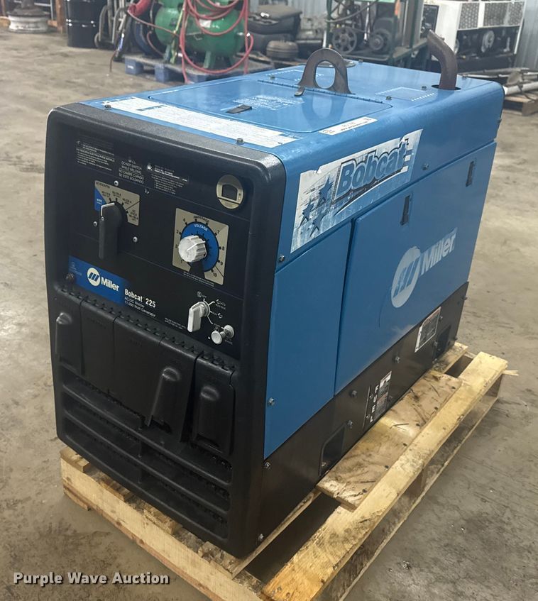 Miller Bobcat 225 welder/generator - EG1787