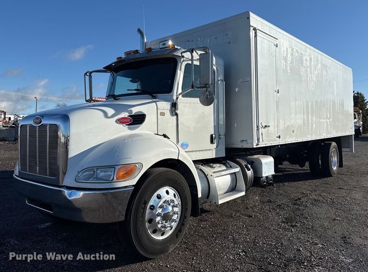 2014 Peterbilt 337 box truck - EG1791