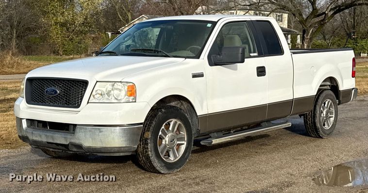 2005 Ford F150 SuperCab pickup truck - EN0107