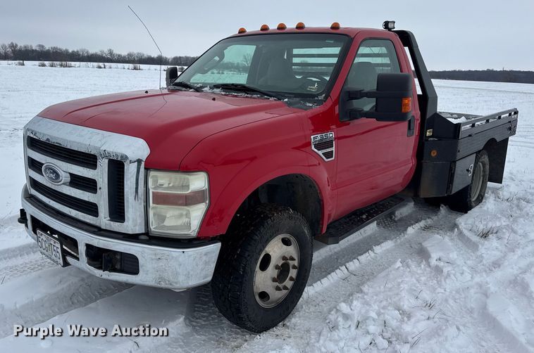 2008 Ford F350 flatbed pickup truck - EN0760