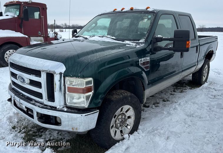 2008 Ford F350 Crew Cab pickup truck - EN0767