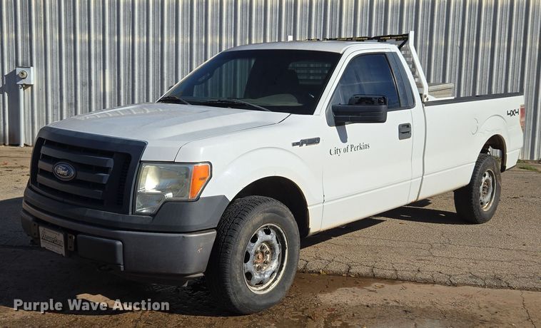 2010 Ford F150 pickup truck - ET5287