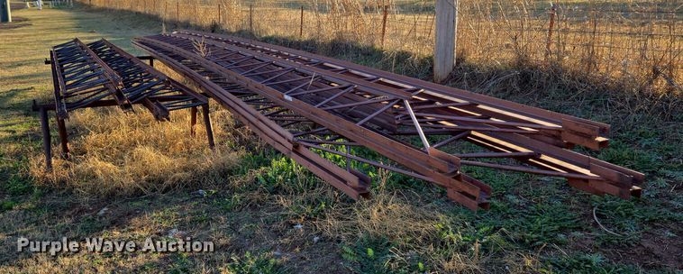 Approximately 6 rafter beams - ET5298