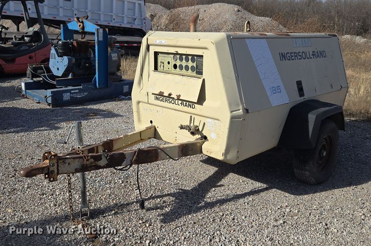 Ingersoll Rand 185WJD air compressor - ET5398