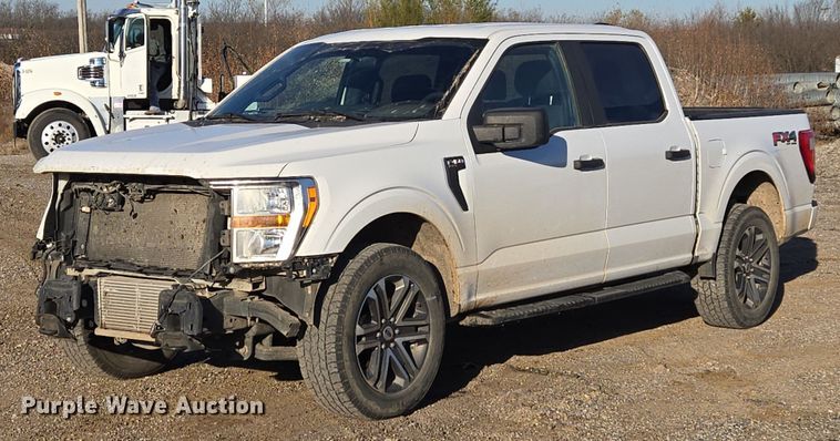 2021 Ford F150 SuperCrew pickup truck - ET5420