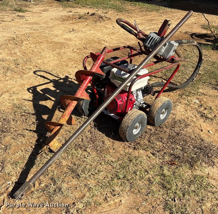 2018 Little Beaver 8 portable auger - ET7421