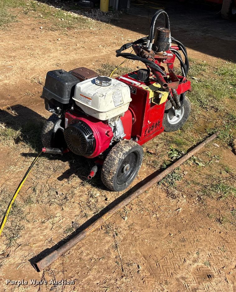 2014 Little Beaver 8 portable auger - ET7433