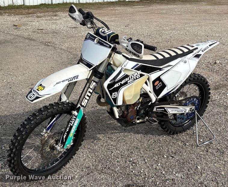 2017 Husqvarna Adventure Moto FC250 dirt bike - EU0139