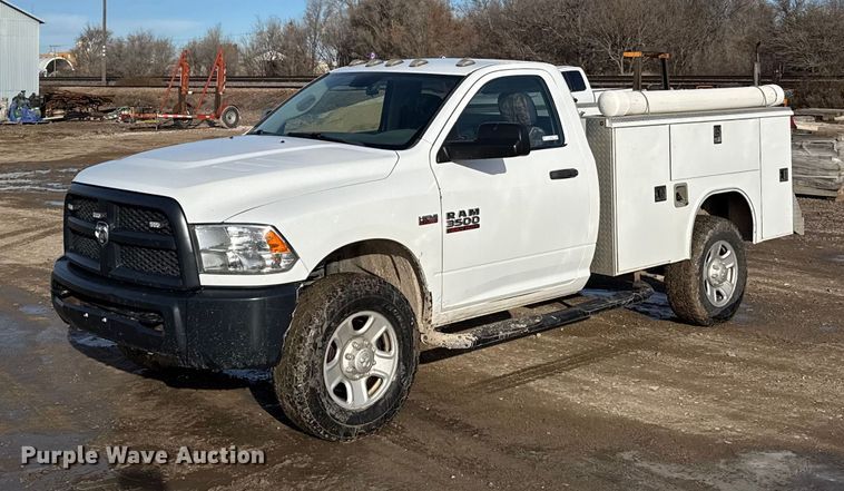 2013 RAM 3500 utility bed pickup truck - EU6440