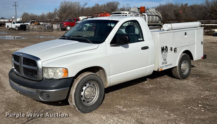 2005 Dodge Ram 2500 utility bed pickup truck - EU6446