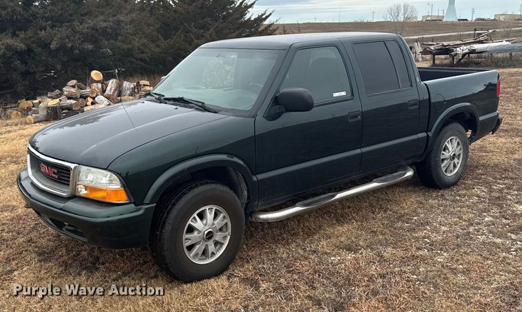 2004 GMC Sonoma Crew Cab pickup truck - EU6461