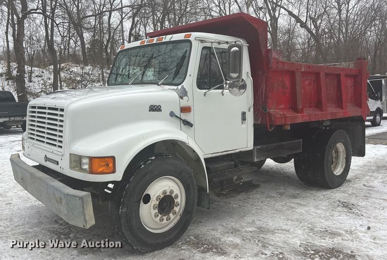1996 International 4700 dump truck - FG1506