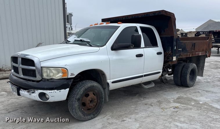 2004 Dodge Ram 3500 Quad Cab dump bed pickup truck - FG1551