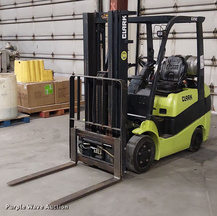 2018 Clark C25CL forklift - FK0732