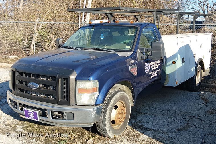 2008 Ford F350 Super Duty utility bed pickup truck - FK0806