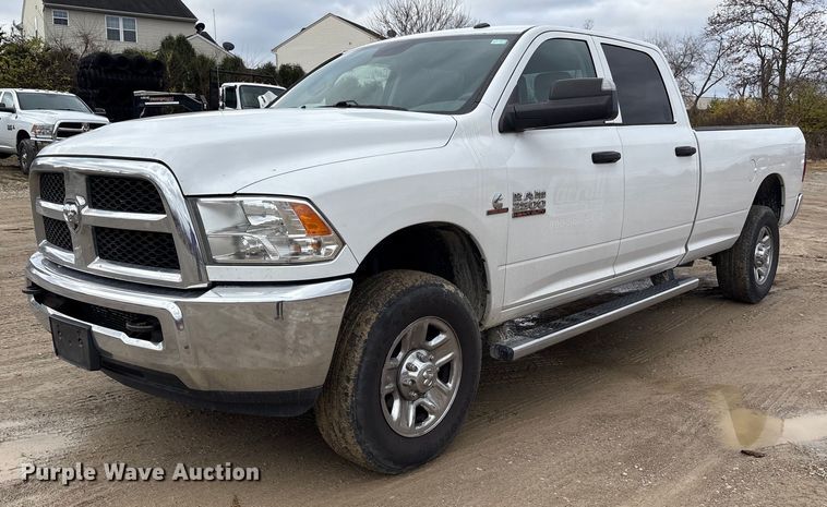2018 RAM 2500 Crew Cab pickup truck - FK1031