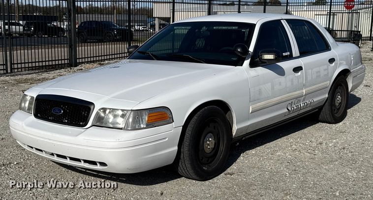 2011 Ford Crown Victoria Police Interceptor  - HI9366
