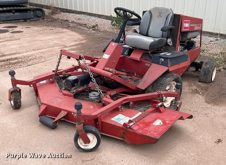 Toro Groundsmaster 328-D lawn mower - HI9379