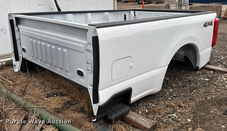 Ford F350 pickup bed - NA9970