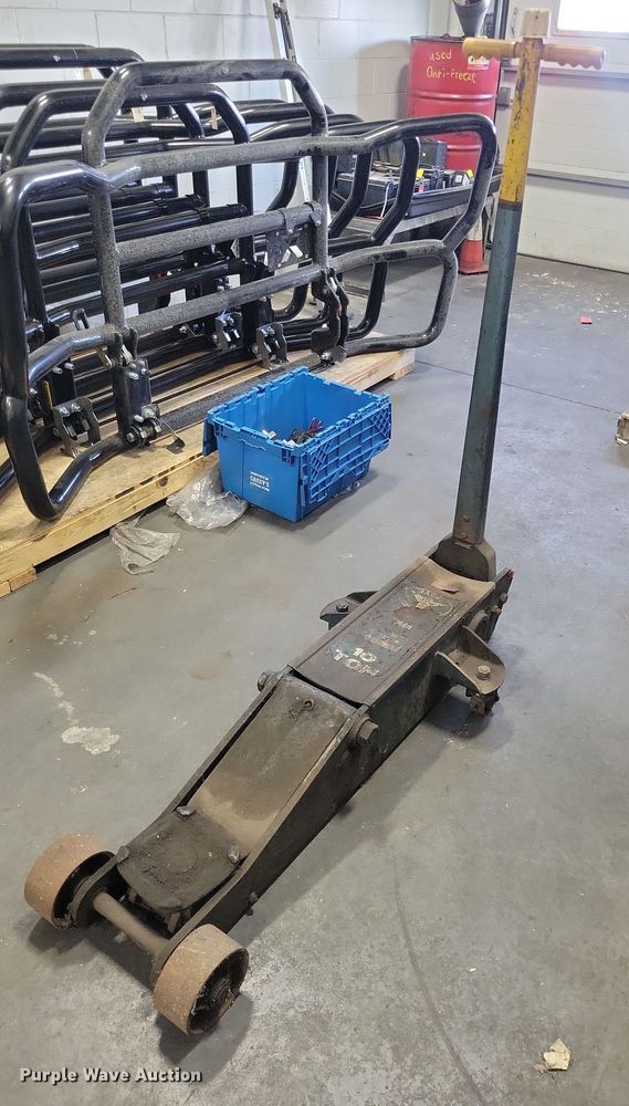 Jacks 10 ton floor jack - NO9812