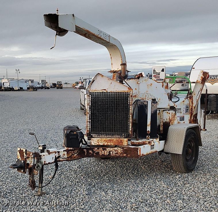 2007 Altec DC1217 wood chipper - YA1586