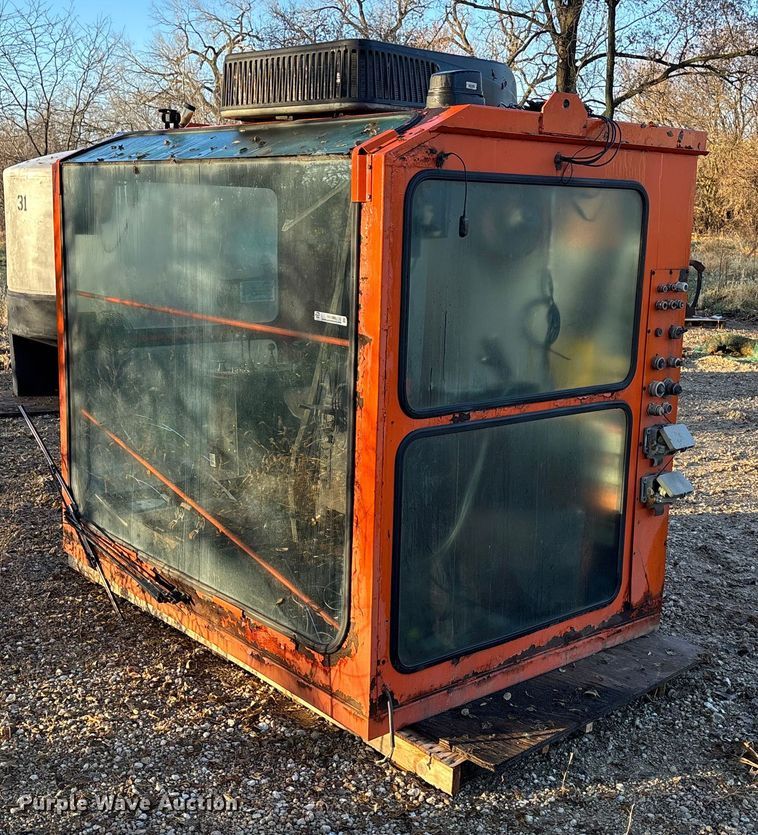 MI-Jack crane cab - DK0164