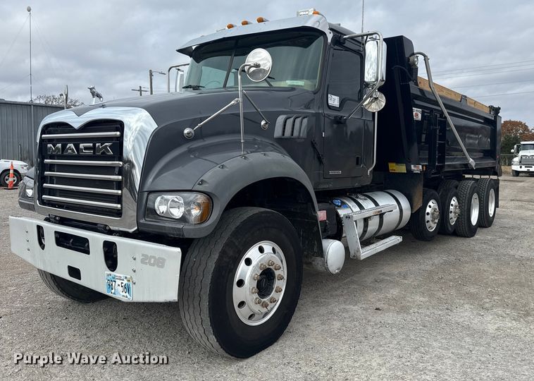 2023 Mack Granite dump truck - DQ4139