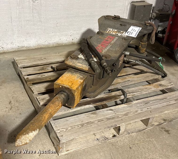 Striker TND-6M breaker - DQ4155