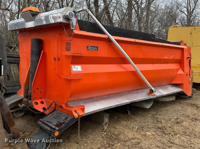 Reliance  dump bed - DT6454
