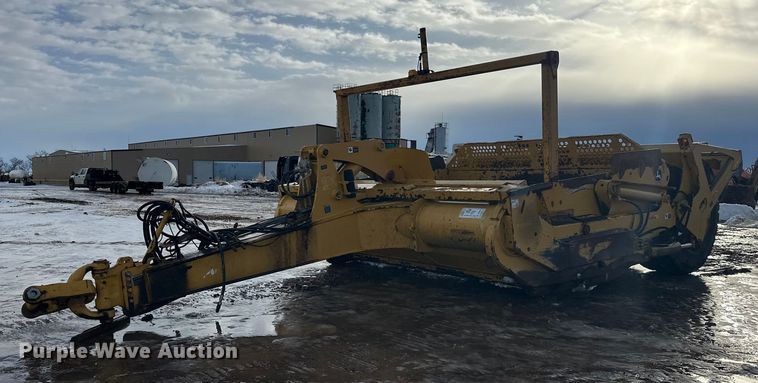 John Deere 2112C scraper - DT6475