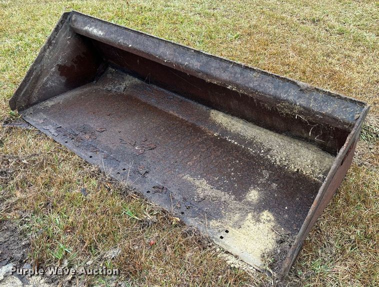 JCB skid steer bucket - DU0287