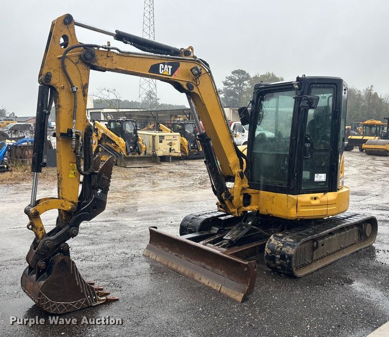 2017 Caterpillar 305E2 mini excavator - DU0308