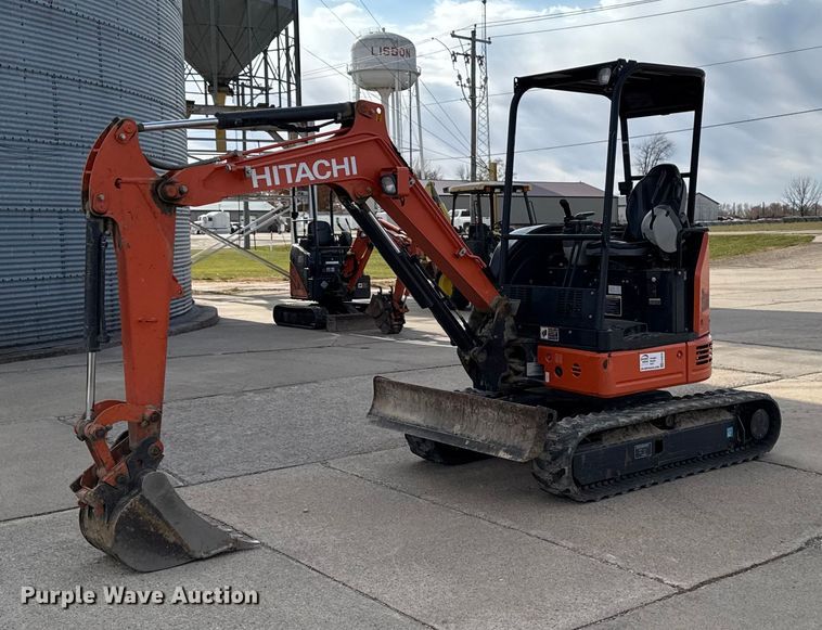 Hitachi ZX26U-5N mini excavator - EA2076