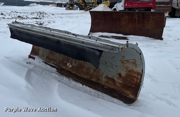 144" W snow plow - EA2175