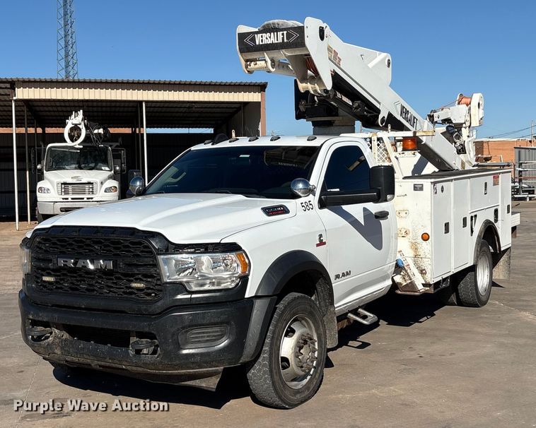 2019 RAM 5500 bucket truck - EA7821