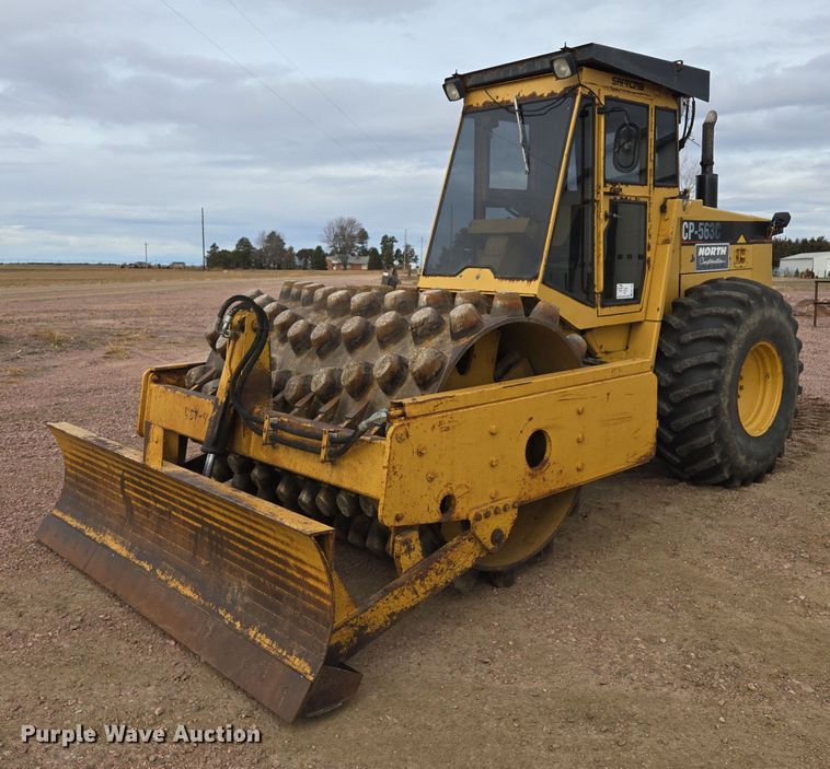 1996 Caterpillar CP-563C single drum vibratory roller - EB1190