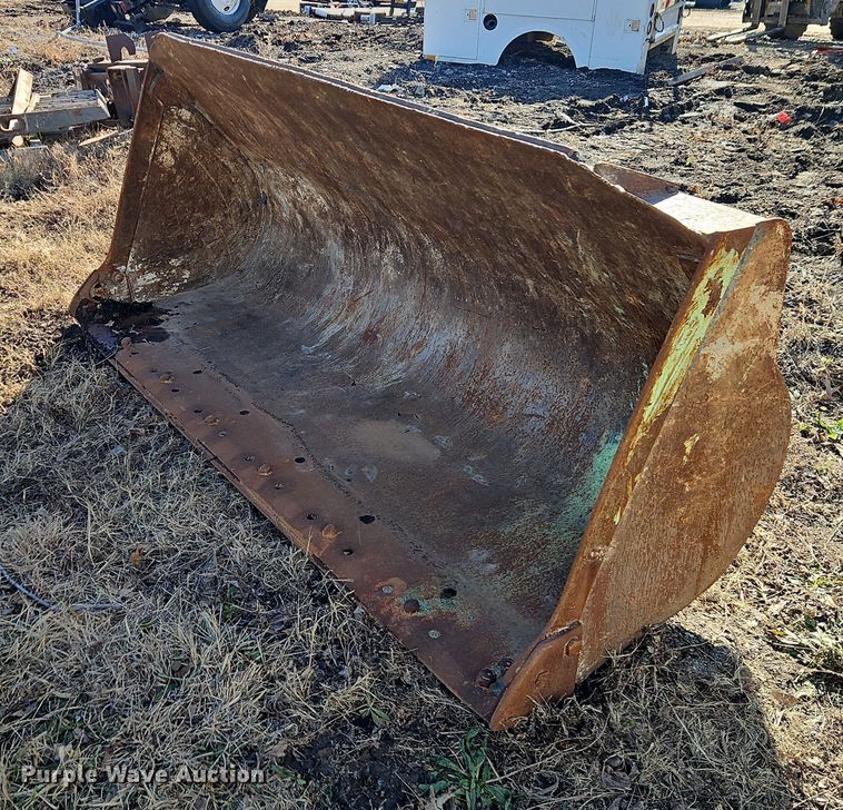 100" W wheel loader bucket - EB8474