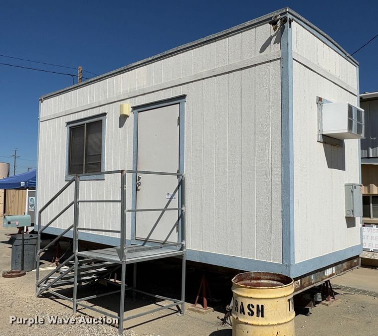 2004 UD Module Office mobile office trailer - EC8068