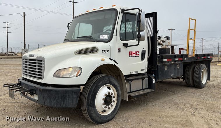 2012 Freightliner Business Class M2 flatbed truck - EC8159