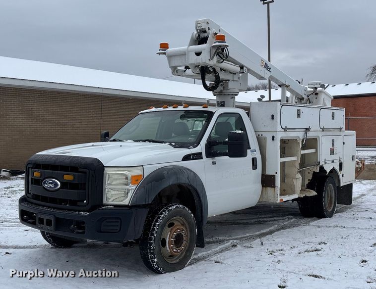 2011 Ford F450 Super Duty bucket truck - ED2418