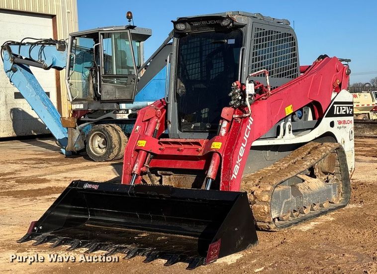 Takeuchi TL12V2 tracked skid steer loader - ED2424