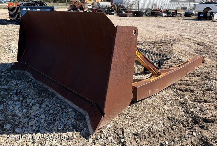 Caterpillar D6 SU dozer blade - ED5051