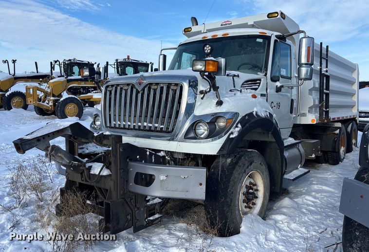 2012 International WorkStar 7600 dump truck - EE4225