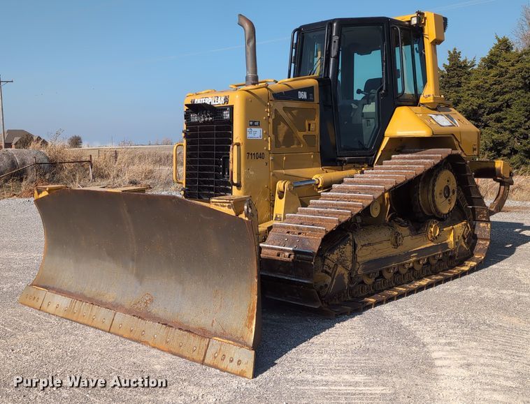 2011 Caterpillar D6N XL dozer - EE4461