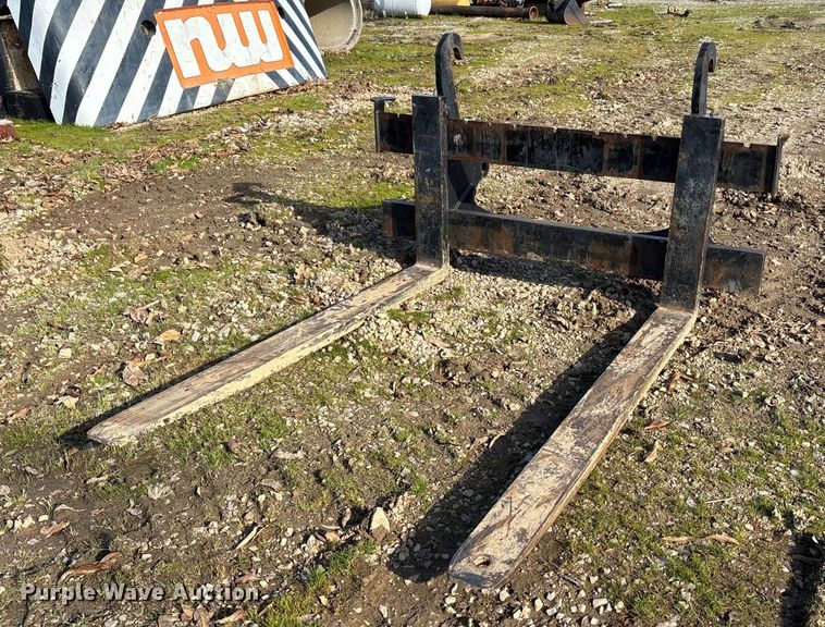 John Deere loader forks - EJ7769