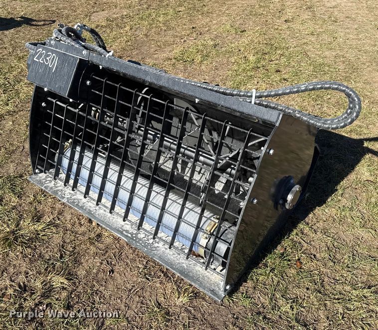 2025 Future M48 skid steer concrete mixer - EN0073