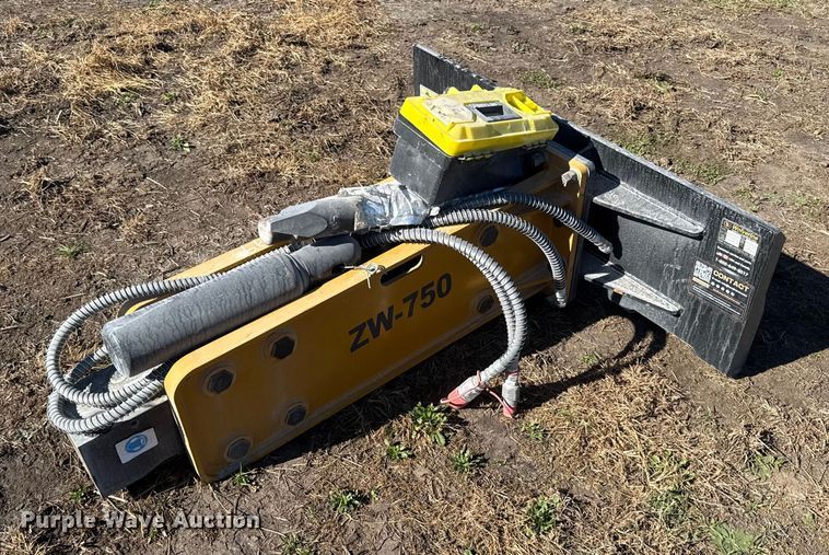 2025 Wolverine CB-11-750F skid steer breaker - EN0077