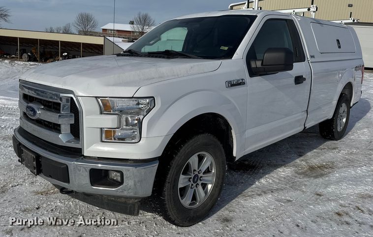 2017 Ford F150 XLT pickup truck - EN0739